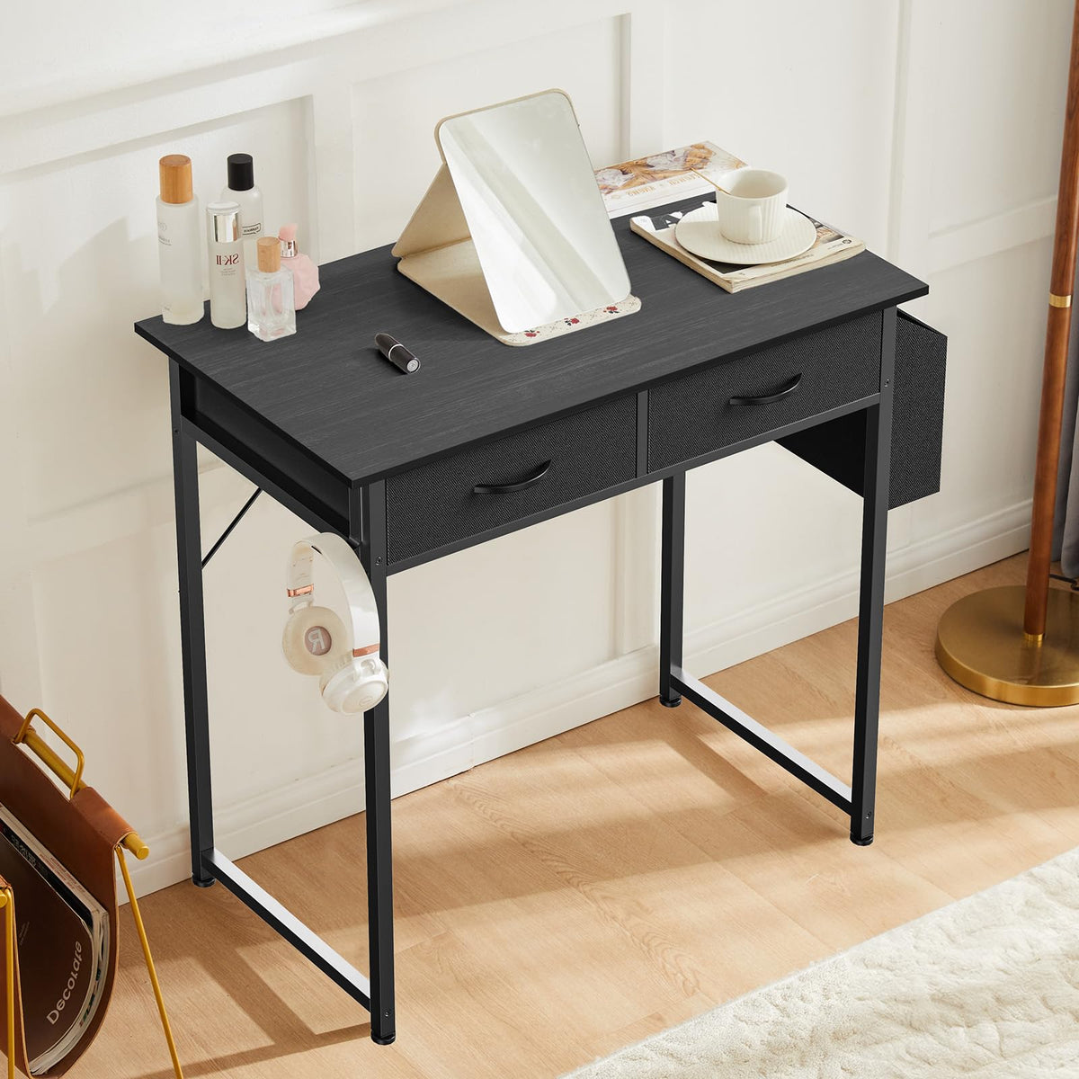 32" Black Computer Desk with Drawers Y70412