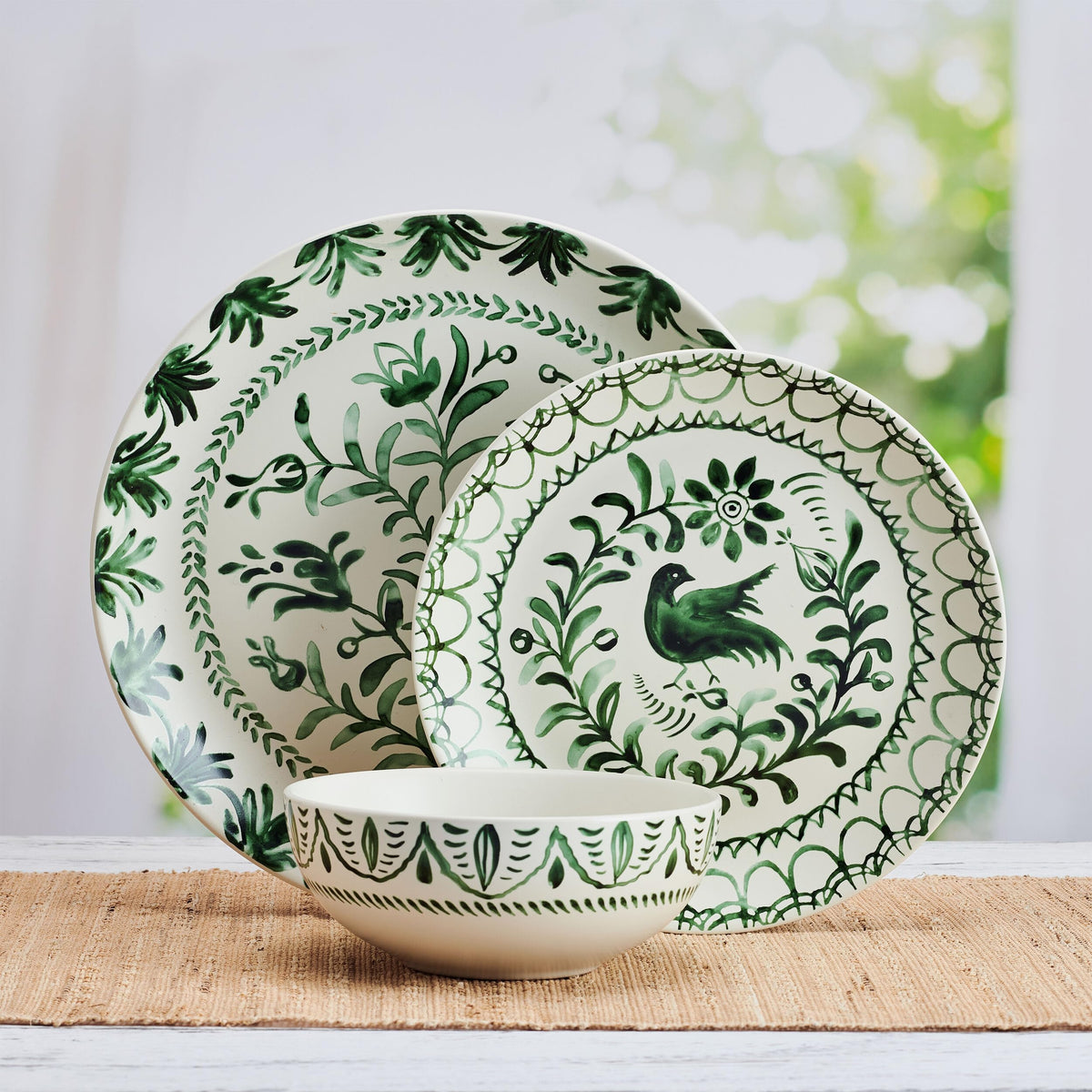 Green 12-Piece Stoneware Dinnerware Set Z3992